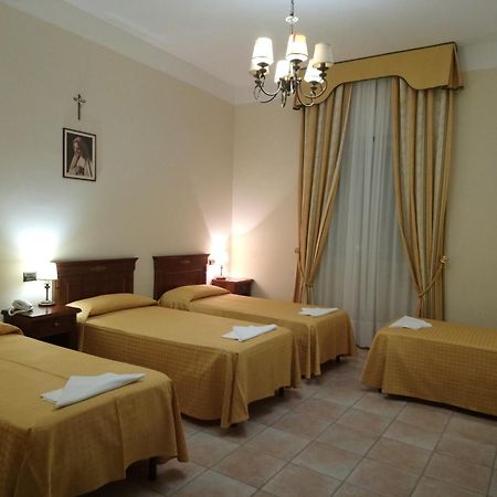 Hotel casapaceebene San Giovanni Rotondo Exterior foto